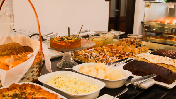 Hotel Johnscher participa do maior festival de cafés da manhã do Brasil